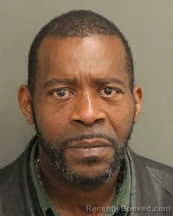 Mugshot of ROBERT HERMANDO RILEY