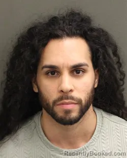 Mugshot of EZEQUIEL ROBERT HERNANDEZ