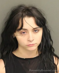 Mugshot of CALI ANN CARNEVALESMITH