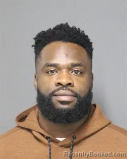 Mugshot of MICHAEL ANDRE LAZARUS