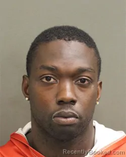 Mugshot of TRAYVON CURTIS OLIVER