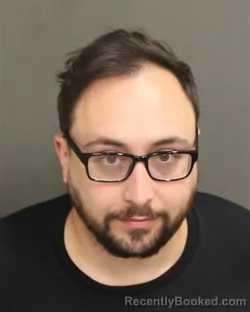 Mugshot of JONATHAN MONTES