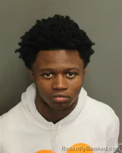 Mugshot of MARQUES DAYVEON LUKE booked in Orange County, Florida on April 16, 2026