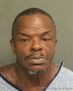 Mugshot of WENDELL ELLONZO WRIGHT booked in Orange County, Florida on April 19, 2026