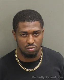 Mugshot of DEAUNDRE ARQUEZ ROBINSON booked in Orange County, Florida on April 19, 2026