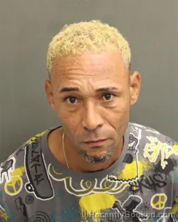 Mugshot of JORGE LUIS MOJICACRUZ booked in Orange County, Florida on April 21, 2026