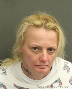 Mugshot of CANDICE LYNN ALONSO booked in Orange County, Florida on April 21, 2026