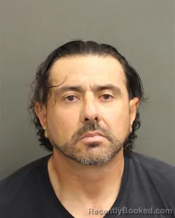 Mugshot of CARLOS ANTONIO BEJARANODONADO booked in Orange County, Florida on April 22, 2026