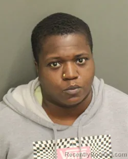 Mugshot of TENIQUA ALEXIS BROWN booked in Orange County, Florida on April 23, 2026