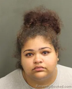 Mugshot of OLIVIA STEPHANIE LUCAS booked in Orange County, Florida on April 26, 2026