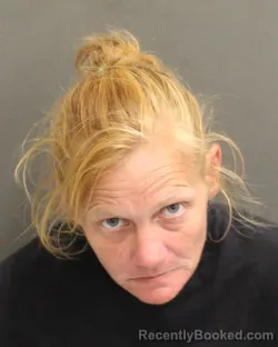 Mugshot of TIFFANY BOUNDS MCGOWAN booked in Orange County, Florida on April 28, 2026