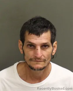Mugshot of ALEXANDER BAEZFIGUEROA booked in Orange County, Florida on April 30, 2026