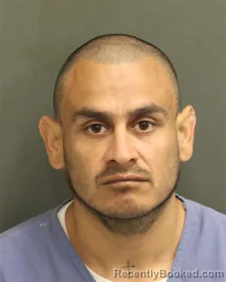 Mugshot of SELVIN SAUL CARRERACARRERA booked in Orange County, Florida on May 1, 2026