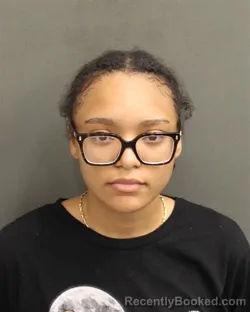 Mugshot of JAILYN MARIAH MAXELIS booked in Orange County, Florida on May 2, 2026