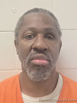 Mugshot of MARKEITH DEMANGZLO LOYD booked in Orange County, Florida on May 4, 2026