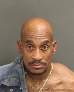 Mugshot of MARIO DESHAY HILLMAN booked in Orange County, Florida on May 5, 2026