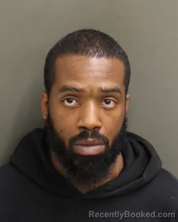 Mugshot of ANQUAN DEANDRE OWENS booked in Orange County, Florida on May 6, 2026