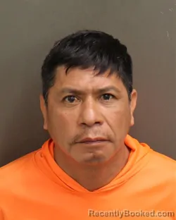 Mugshot of CARLOS HERNANDEZLUNA booked in Orange County, Florida on May 6, 2026