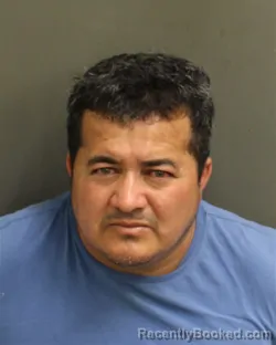 Mugshot of MOISES EDGARDO CASTRONUNEZ booked in Orange County, Florida on May 10, 2026