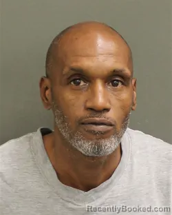 Mugshot of CORTEZ LAMAR EDWARDS booked in Orange County, Florida on May 14, 2026