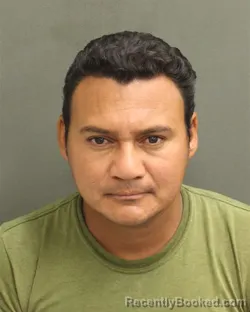 Mugshot of ORLIN RUFINO VELIZHERRERA booked in Orange County, Florida on May 15, 2026