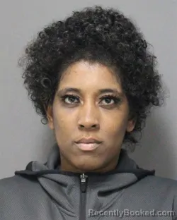 Mugshot of Diamond Janay Westry booked in Orange County, Florida on September 30, 2026