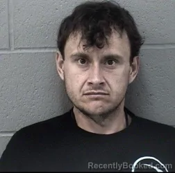 Mugshot of BRETT THOMAS PELICAN