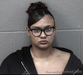 Mugshot of MAKIYA DAWN CHEREE REEVES
