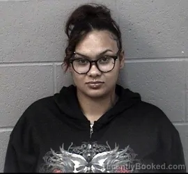 Mugshot of MAKIYA DAWN CHEREE REEVES