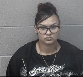 Mugshot of MAKIYA DAWN CHEREE REEVES