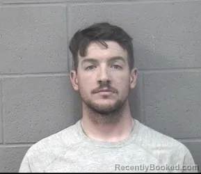 Mugshot of MORGAN RAY HARVEY