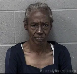 Mugshot of ANGALETTE RESHE CHATMAN