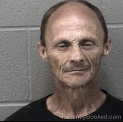 Mugshot of STEVEN JOESPH SNYDER booked in Crawford County, Kansas on May 13, 2026