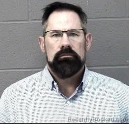 Mugshot of SCOTT MICHAEL WALKER booked in Crawford County, Kansas on May 15, 2026