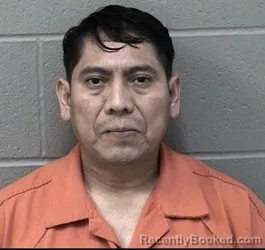 Mugshot of ALBERTO OXLAJ VASQUEZ booked in Crawford County, Kansas on May 15, 2026