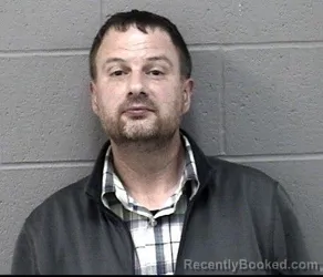 Mugshot of SHAWN DUSTAN OWEN booked in Crawford County, Kansas on May 20, 2026