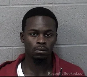 Mugshot of DAIQUARRIUS LATREVEON HIGGINS booked in Crawford County, Kansas on June 22, 2026