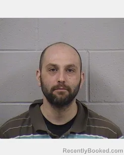 Mugshot of CARLITO LUIS MORALES