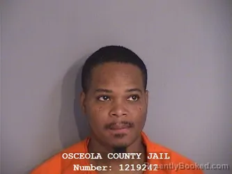 Mugshot of QUDARE RAYMOND GILMORE booked in Osceola County, Florida on April 22, 2026