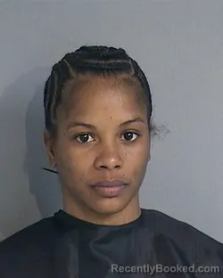 Mugshot of UNIQUE CHARMAINE MURPHY booked in Osceola County, Florida on May 13, 2026