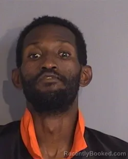 Mugshot of TRAVANIT JAMAAL HUNTER