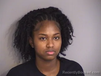 Mugshot of AMAYA LATIA LEMAY