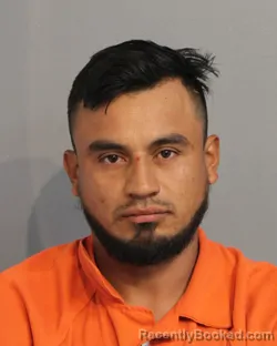 Mugshot of ROBERTO DIAZ-AVENTURA