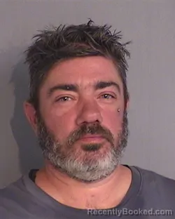 Mugshot of TAYLOR RAY WARREN