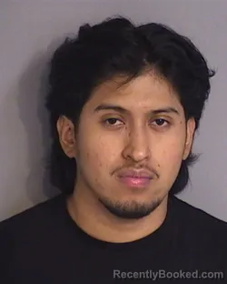 Mugshot of GERSON OSWALDO AGUIRRE-VASQUEZ booked in Osceola County, Florida on April 21, 2026