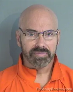 Mugshot of SCOTT ALAN TOMTER booked in Osceola County, Florida on May 20, 2026