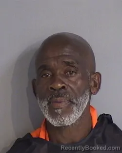 Mugshot of DENNIS LAMAR ROBERTS booked in Osceola County, Florida on June 20, 2026