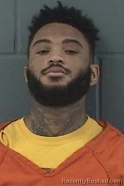 Mugshot of SIRVORIA DEOJERSHAE SWINSON