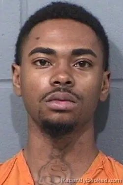 Mugshot of DONSHAE JAQUAN TABORN