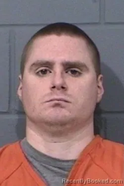 Mugshot of BRETT RAYMOND SAUNDERS